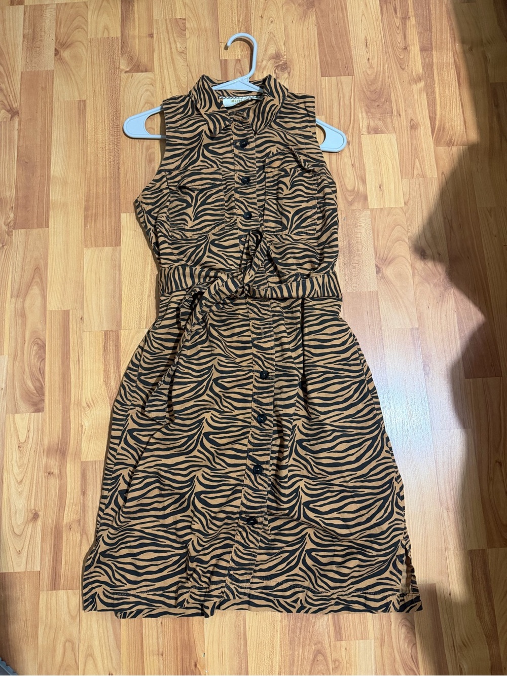 Maeve by Anthropologie Size 4 Tiger-Print Shirt Dress in Brown